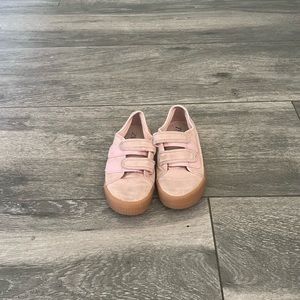 Zara shoes for kids.Pink.Size 11.5.Used